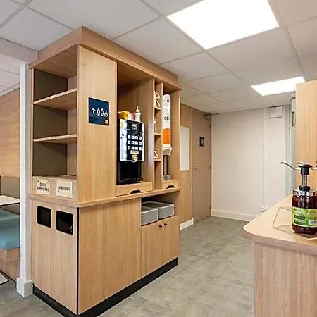 酒店 Premiere Classe Centre - Parc Des Expositions 维勒班特